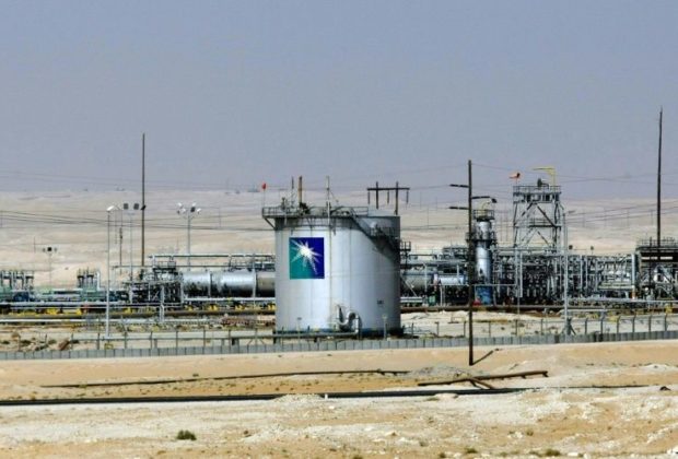 China Considers tp to $10 Billion Investment in Aramco Oil
