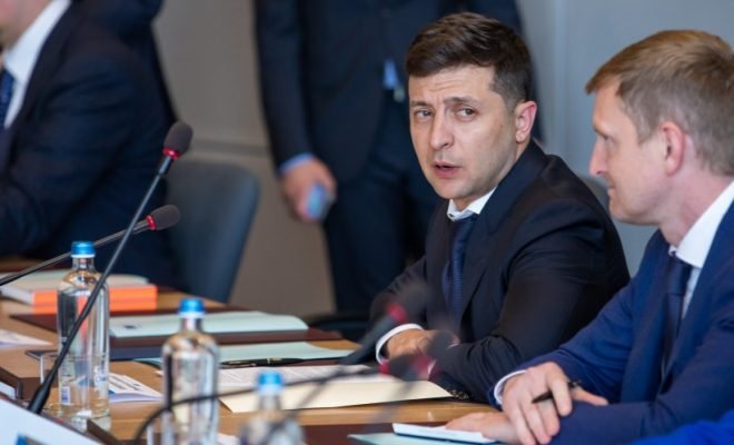 Zelensky Compares Mariupol Siege to Leningrad