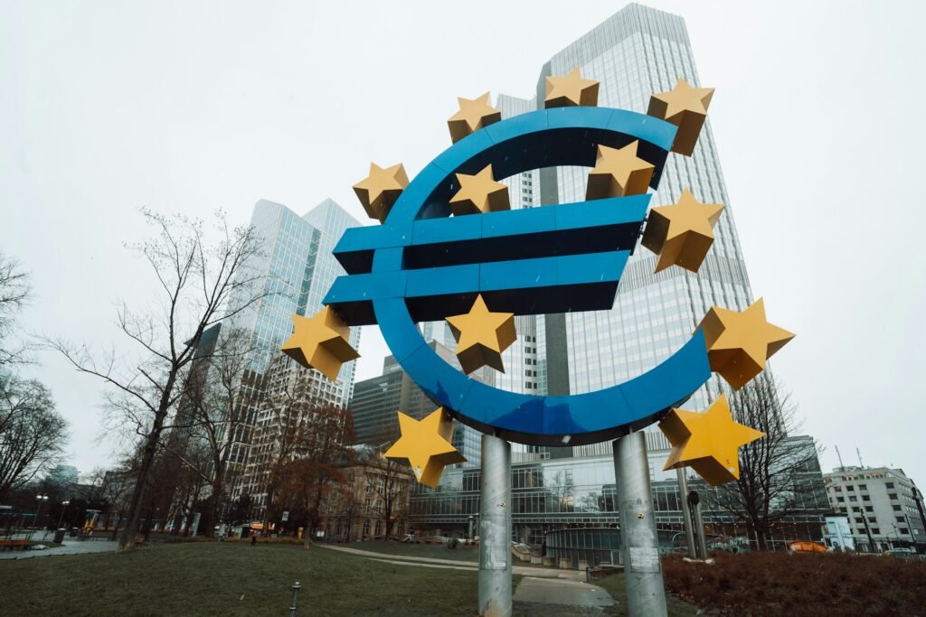 European Central Bank Holds Interest Rates Steady