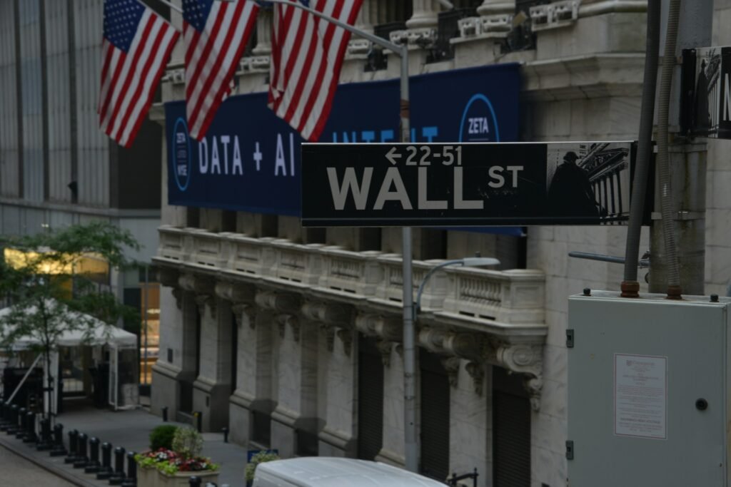 Wall Street Hits Record High Despite Economic Uncertainty